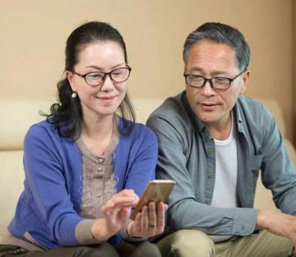 老年人如何戴老花鏡？注意四大錯(cuò)誤